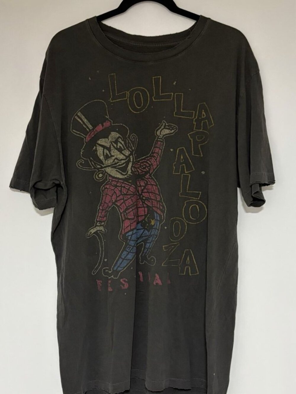 Lollapalooza 2021 Distressed Washed Black Graphic Music Festival Tee Shirt XXL